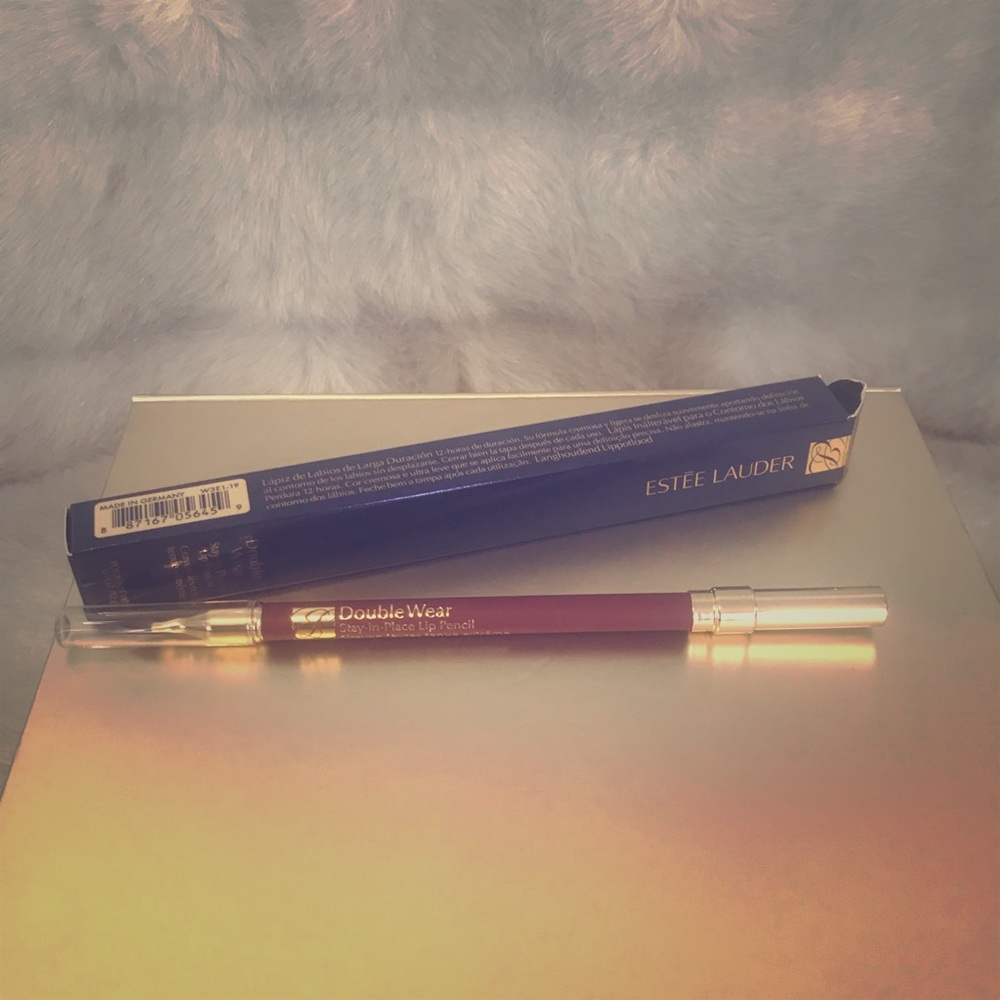 New Estée Lauder Double Wear lip Pencil